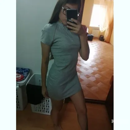 ... Юля.. Вкусная с наружи сочная в внутри.....